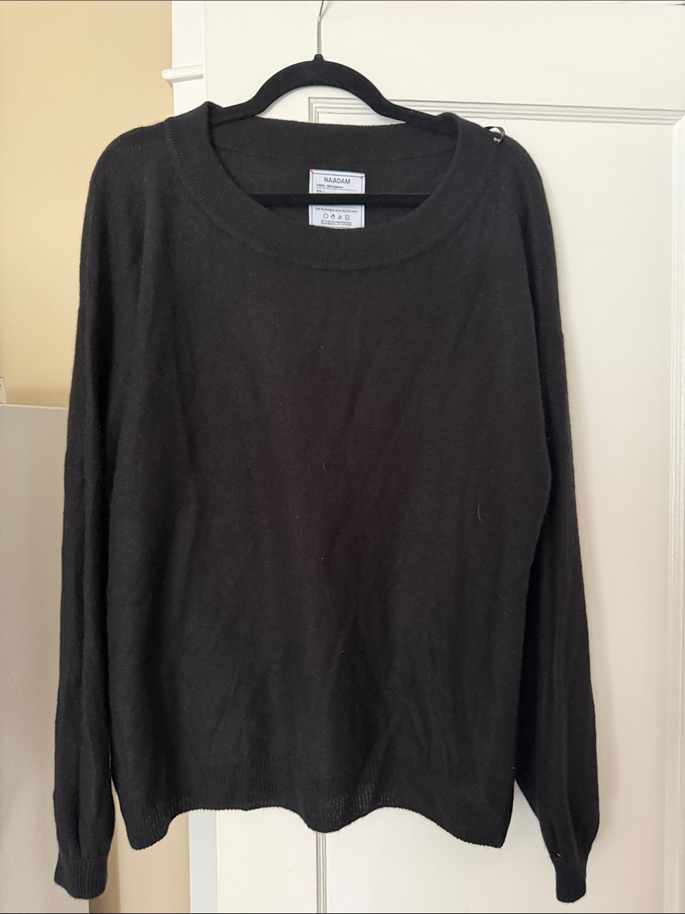 NAADAM Black Cashmere Scoopneck Sweater